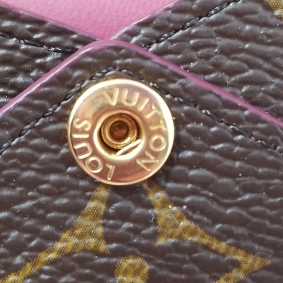 Louis Vuitton Monogram Kirigami Small Card Holder - Picture 7 of 10